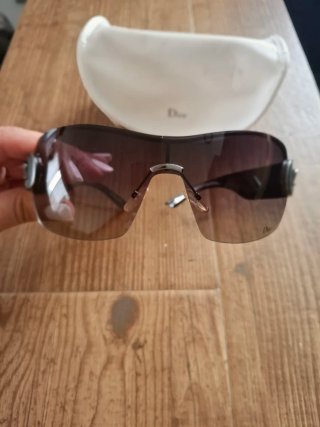 Gafas de sol Dior marrones y plateadas