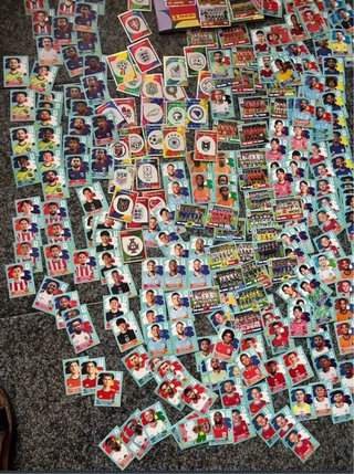 Lote 530 cromos Mundial 2026 sin repetir