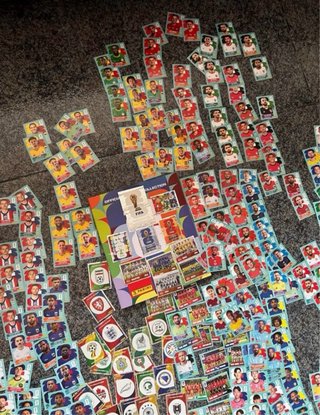 Lote 530 cromos Mundial 2026 sin repetir