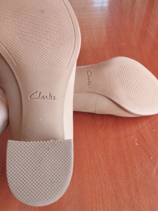 Zapatos Clarks Beige Mujer Talla 38