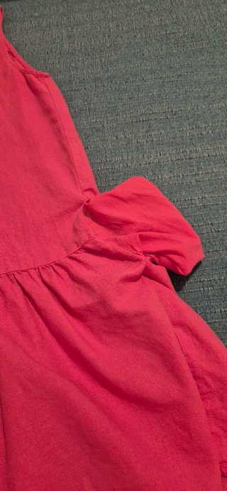 Vestido rosa de lino corto