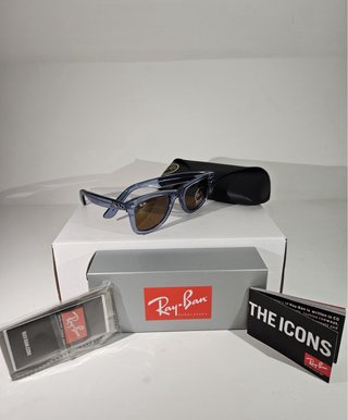 Occhiali Ray Ban Wayfarer Blu Trasparenti