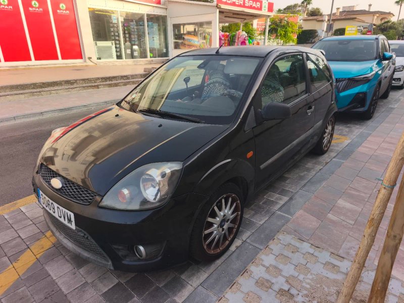 Ford Fiesta 2006 - foto 1