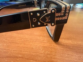 Occhiali Louis Vuitton neri e argento