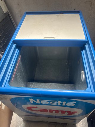 Congelador Nestlé Camy