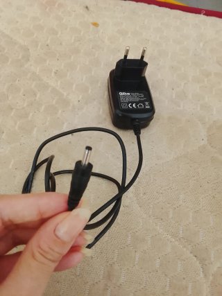 Cargador Qilive 5V 2A