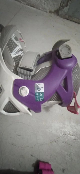 Set Patines Oxelo, Casco y Rodilleras Morado