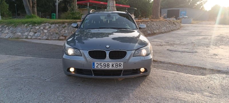 BMW Serie 5 2006 - foto 1
