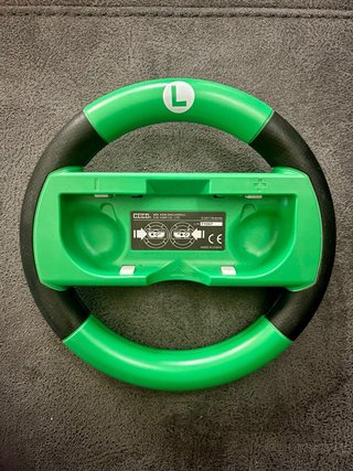 Mario Kart 8 Deluxe + Volantes Nintendo
