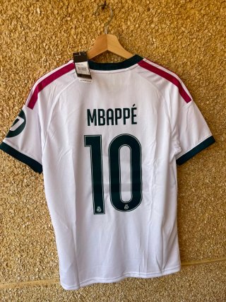 Camiseta Real Madrid Mbappe 10 Talla M