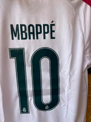 Camiseta Real Madrid Mbappe 10 Talla M