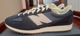 New Balance U47139F Talla 42.5 Azul/Beige
