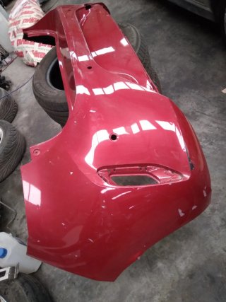 Paragolpes trasero Opel Corsa F rojo