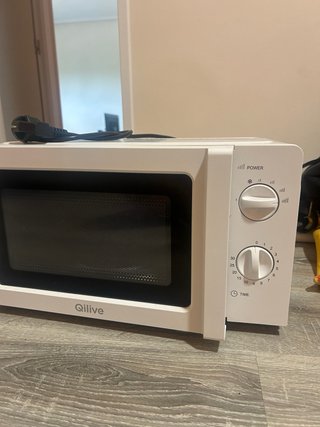 Microondas Qilive 700W Blanco