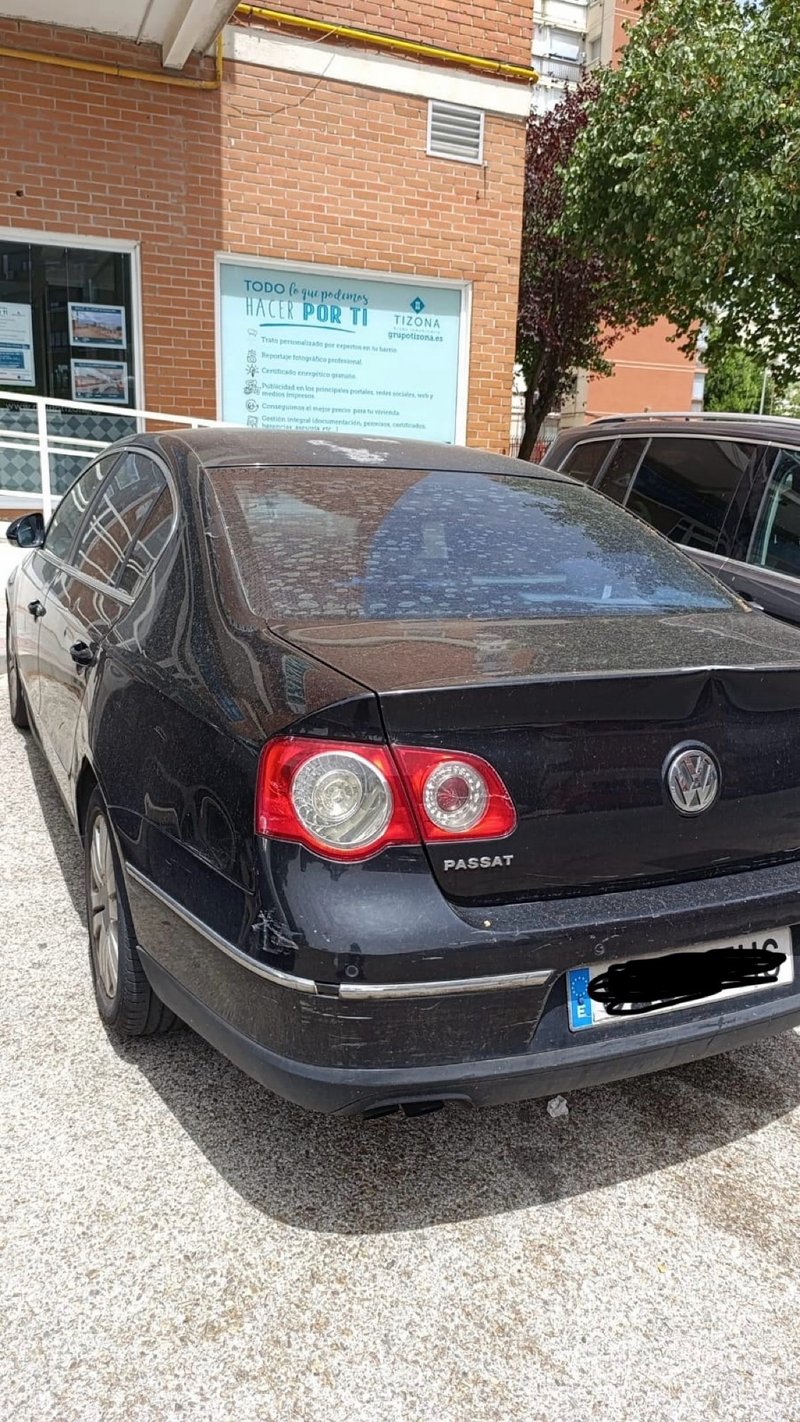 Volkswagen Passat 2007 - foto 1