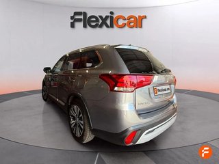Mitsubishi Outlander 200 MPI Motion CVT 2WD 5 Plazas
