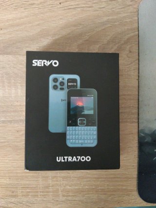 Teléfono Servo 4 SIM y NFC sin abrir