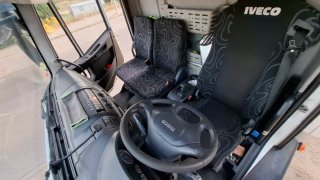 Iveco Eurocargo 120E22 Auto, Caja 60m³,Trampilla.