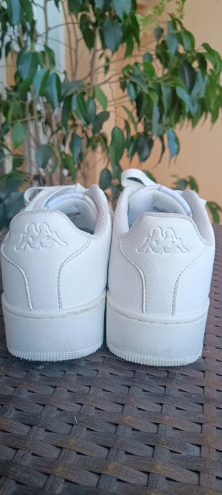 Lote Zapatillas Niña Puma y Kappa