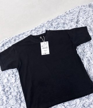 Camiseta básica de Zara Kids, completamente nueva
