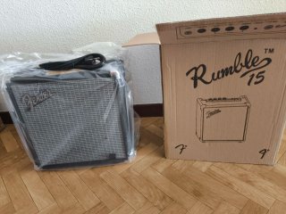Amplificador Fender Rumble 15