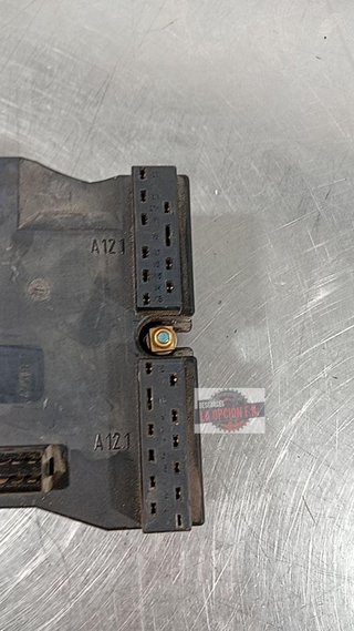 CAJA RELES / FUSIBLES Mercedes-Benz Vito Furgón (638)