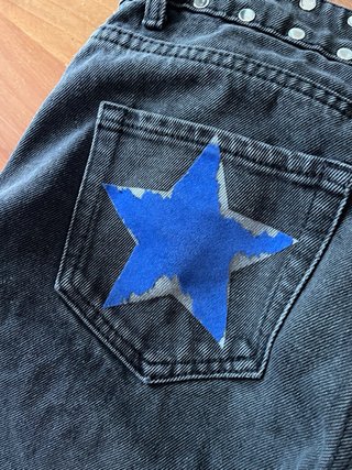 Pantalones vaqueros negros One Dilema con tachuela