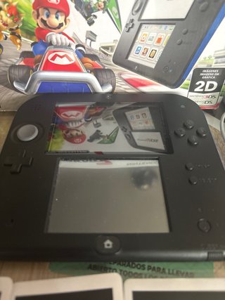 Nintendo 2DS Negra + Mario Kart 7