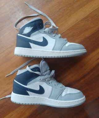 Zapatillas niño Nike Air Jordan blanco, gris, azul