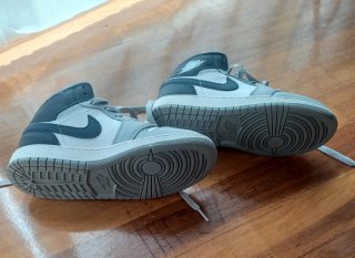 Zapatillas niño Nike Air Jordan blanco, gris, azul