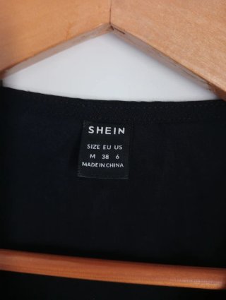 Blusa Shein manga larga M
