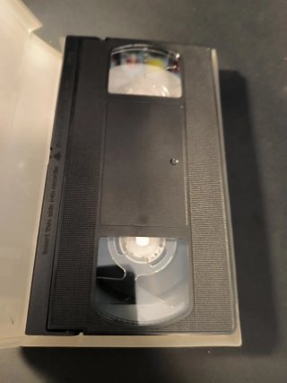 Lote 2 Películas VHS: eXistenZ y Leyenda Urbana 2
