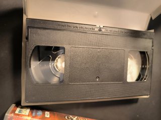 Lote 2 Películas VHS: eXistenZ y Leyenda Urbana 2