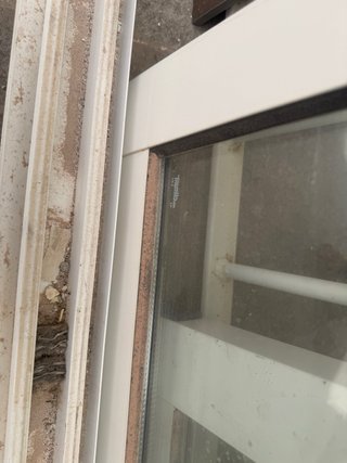 Ventana aluminio con persiana y climalit