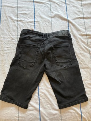 Pantalón vaquero Jorker negro desgastado Talla M