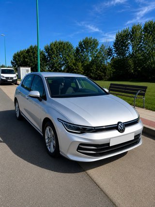 Volkswagen Golf 2025
