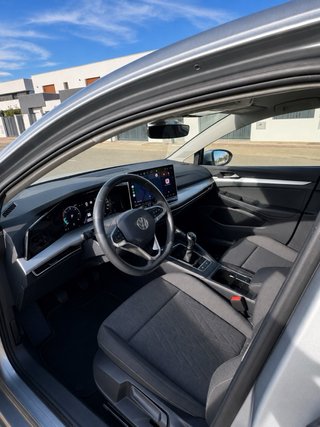 Volkswagen Golf 2025