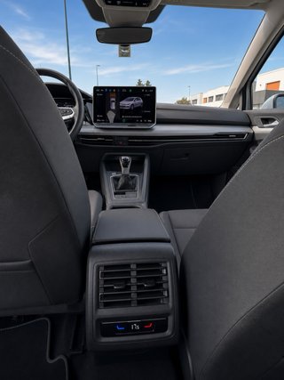 Volkswagen Golf 2025