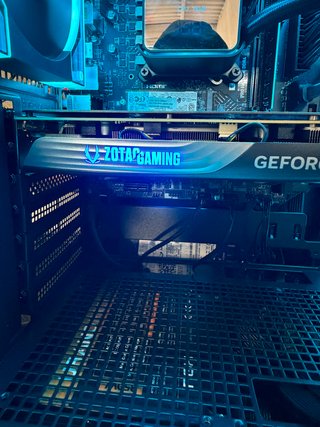 PC Gaming i5 14400F + 16GB + 4070 Super + RL 360