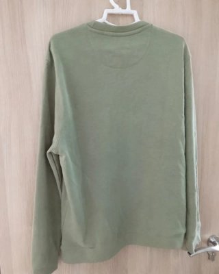 Jersey verde cuello redondo