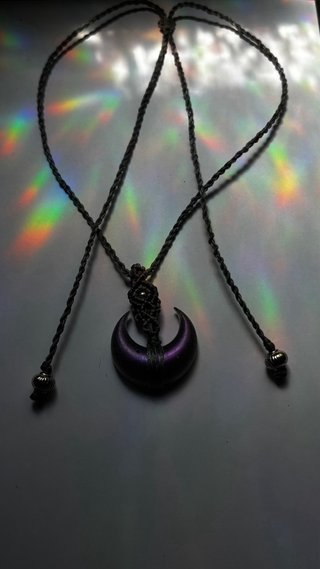Collar macramé luna gris y morado