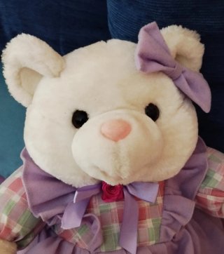Osita de peluche musical 33 cm marca TEY