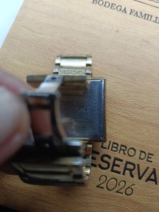 Reloj Versace Dorado y Plateado