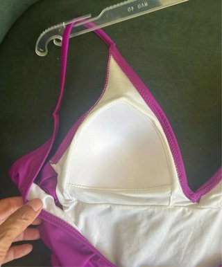 Bañador morado