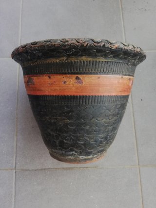 Maceta de barro antigua