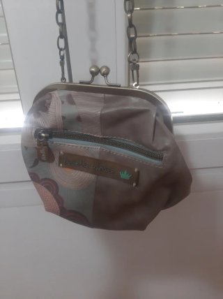 Bolso Desigual 2 largos , con monedero dorado
