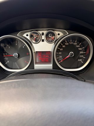 Ford Focus MK2.5 1.6TDCI 109CV