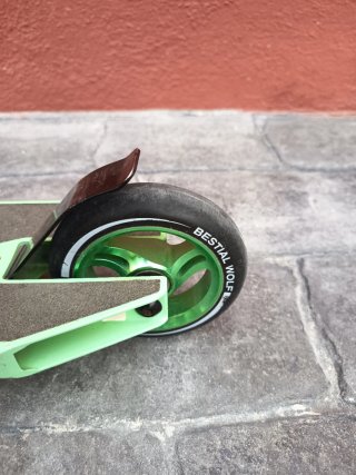 Patinete Booster Bestial Wolf 12
