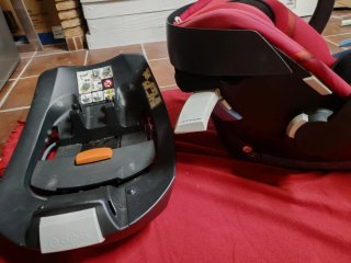 Silla de coche Cybex Gold Atom + base isofix.