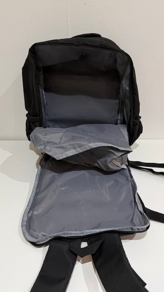 Mochila negra viral Temu